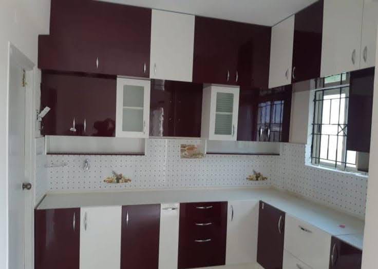 Walk-in Closet in Karachi by Orchid Kitchen & Interior